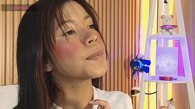 emily sweett24 online show from April 2026 12:30:01 PM