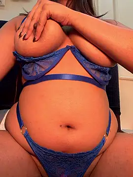 Snapshot of isha_sassy chatting on January 2026 06:42:02 PM isha sassy online show from January 2026 06:42:02 PM