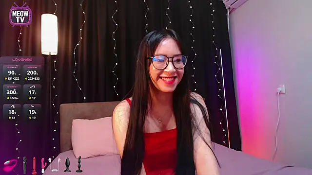 miyakimi0101 online show from February 2026 01:35:02 AM