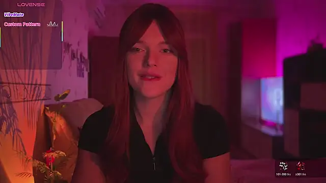 CherryRed Girl online show from March 2026 11:00:01 PM