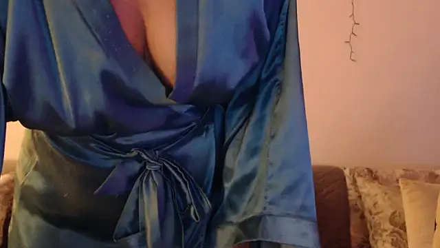 YourfantasyGiuly online show from July 2026 05:33:02 AM