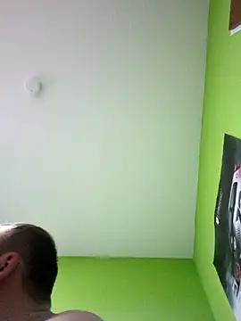 BremerBoy2001 online show from September 2025 08:41:01 PM