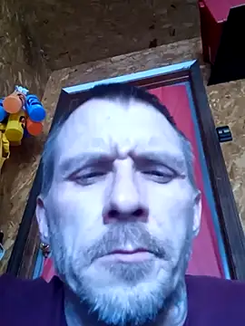 Snapshot of lambomusik chatting on April 2026 07:12:02 PM lambomusik online show from April 2026 07:12:02 PM