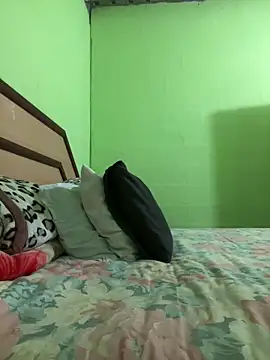 Snapshot of BttmGuy01 chatting on February 2026 10:02:01 PM BttmGuy01 online show from February 2026 10:02:01 PM