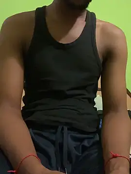 Snapshot of BttmGuy01 chatting on April 2026 10:29:01 PM BttmGuy01 online show from April 2026 10:29:01 PM