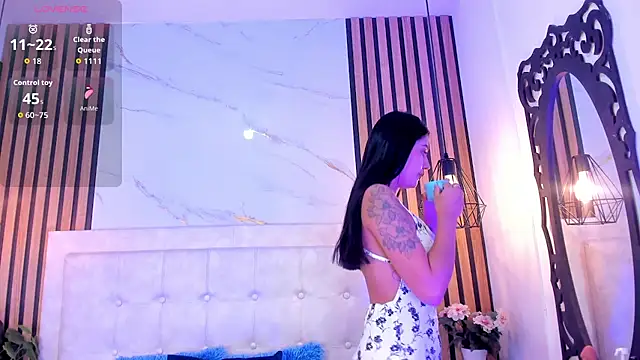 Madyson18 online show from April 2026 12:03:02 PM