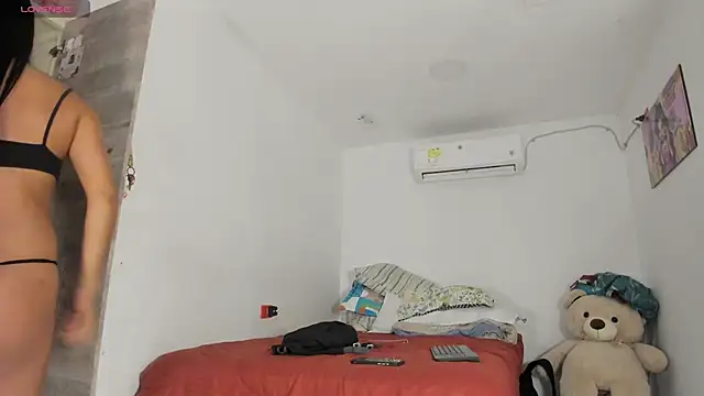 flor herrera01 online show from March 2026 03:45:02 AM