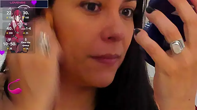 Snapshot of isabellarous- chatting on June 2026 11:11:02 AM isabellarous- online show from June 2026 11:11:02 AM