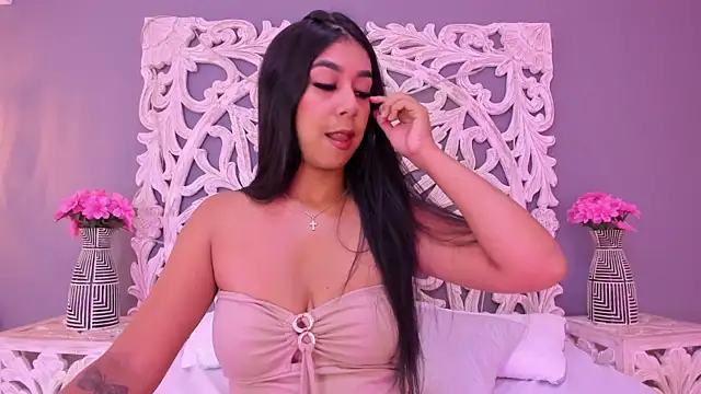 AnnieGibbyns online show from July 2026 08:29:01 PM
