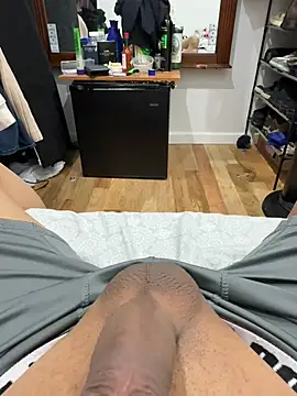 flaco16 online show from April 2026 04:32:01 AM