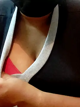 mythilli online show from March 2025 09:47:02 AM