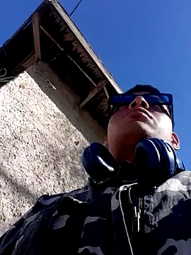 Elcabezhupas97 online show from October 2025 09:38:01 PM