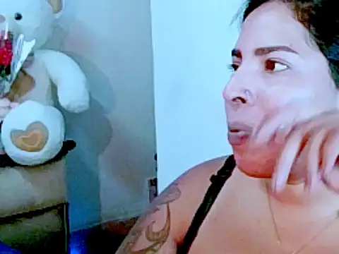 indiantopaz694u online show from February 2026 07:04:01 AM