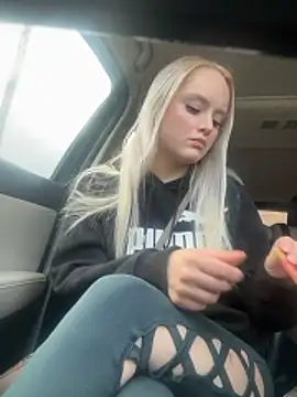 sluttypumpkin online show from January 2026 08:58:01 PM