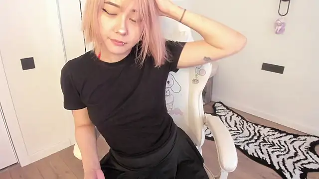 ka00ru chan online show from June 2026 12:10:01 PM