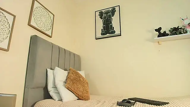 mary cute9 online show from March 2026 12:12:02 PM