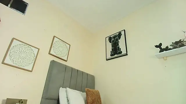 mary cute9 online show from April 2026 12:08:02 PM