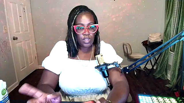 lovelyenigma365 online show from April 2026 04:33:02 AM