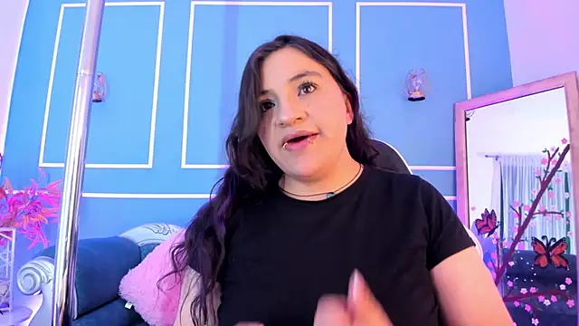 TaraTaylorr online show from March 2026 02:11:01 AM