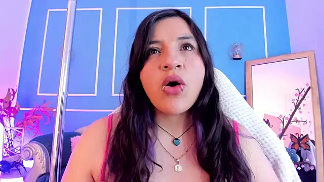 TaraTaylorr online show from April 2026 03:34:02 AM