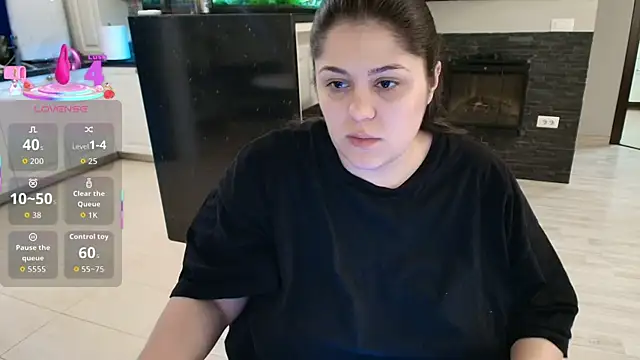 Layla- online show from February 2026 10:55:01 AM