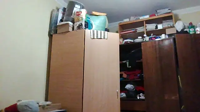 Queen-Elizabeth-25 online show from March 2025 07:22:01 PM