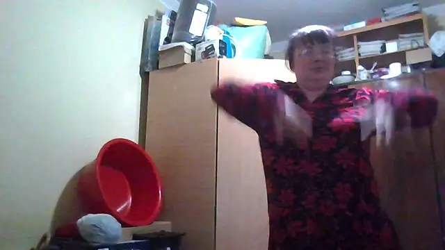 Queen-Elizabeth-25 online show from March 2025 04:05:02 AM