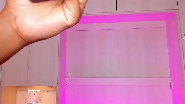 BeverlySteel online show from April 2026 08:09:02 PM