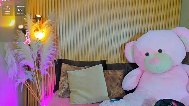 AlexiaAbbey online show from March 2026 07:09:01 PM