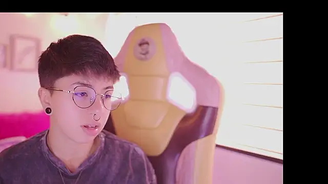 tommy blue online show from March 2026 01:06:01 PM