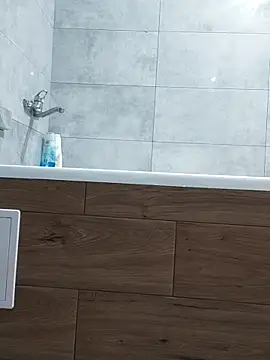 dxmiian online show from March 2026 08:15:01 PM