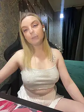 Lina ly online show from March 2025 08:04:01 PM