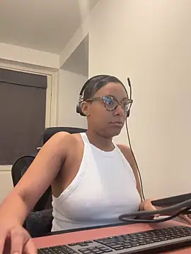 Melia Rayne online show from March 2026 10:29:02 AM