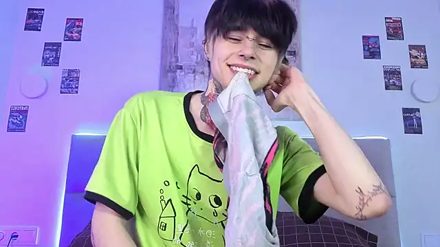 Alex Vallley online show from March 2026 11:08:01 PM