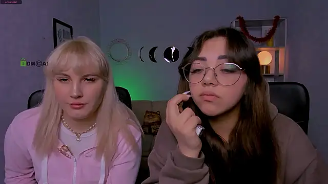 kiki swan online show from February 2026 07:18:01 AM