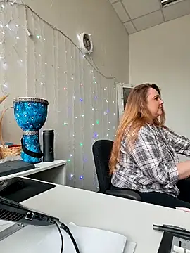 Juicy PeachLux online show from March 2026 08:19:01 AM