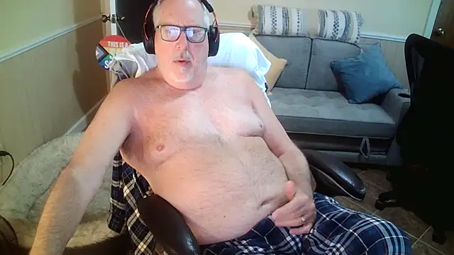 superbearboss online show from April 2026 02:37:01 PM