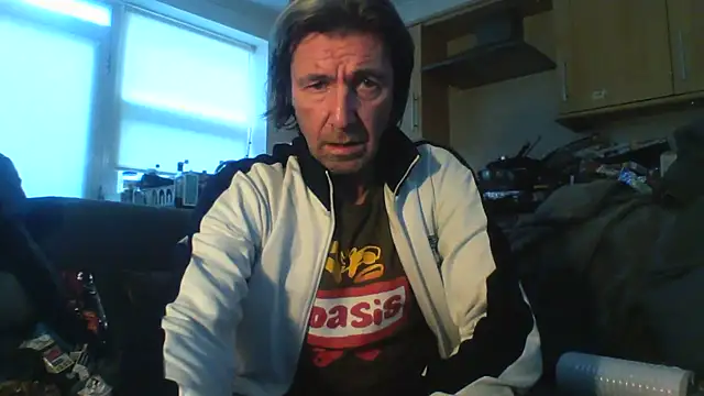 Snapshot of Grower_and_shower chatting on November 2025 11:49:01 AM Grower and shower online show from November 2025 11:49:01 AM