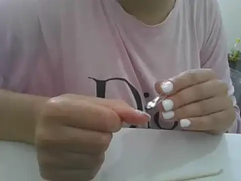 saraaxx1 online show from May 2026 05:40:02 PM
