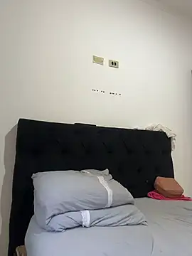 jheicylli online show from April 2026 01:14:02 PM