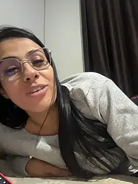 Snapshot of jheicylli chatting on June 2026 02:24:02 AM jheicylli online show from June 2026 02:24:02 AM
