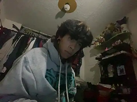 kirito kun online show from March 2026 07:56:01 AM