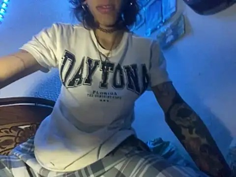 kirito kun online show from March 2026 12:26:01 AM