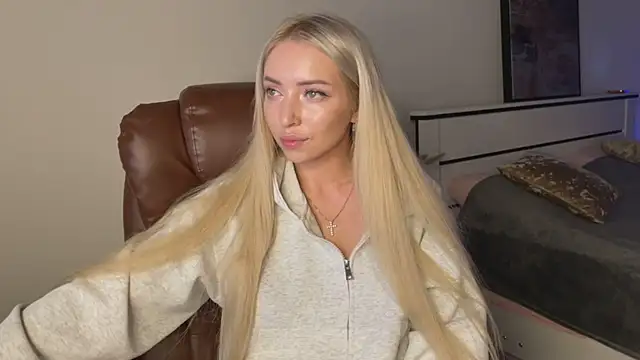 OhMyEmma online show from July 2026 10:56:01 PM
