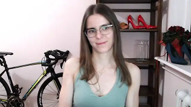 love megi online show from January 2026 07:28:02 PM