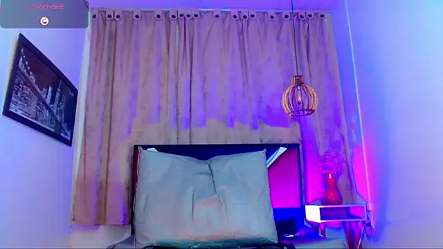 Snapshot of alexsandra_kiss chatting on June 2026 11:30:02 AM alexsandra kiss online show from June 2026 11:30:02 AM