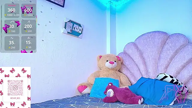 charlotte walker1 online show from January 2026 12:05:01 AM