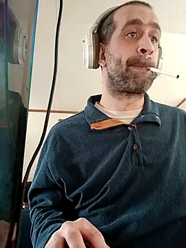 Snapshot of mayg chatting on January 2026 06:10:01 PM mayg online show from January 2026 06:10:01 PM