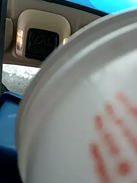 Snapshot of mayg chatting on January 2026 03:05:01 PM mayg online show from January 2026 03:05:01 PM