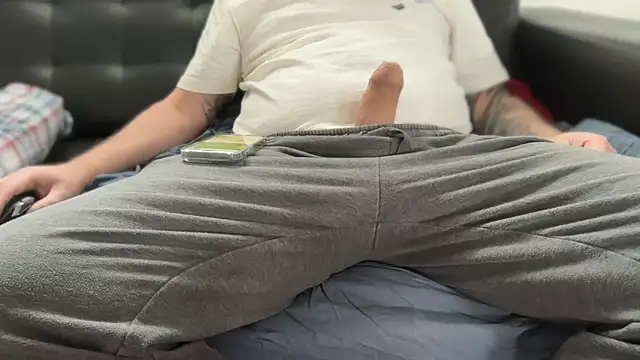 Alfah17 online show from April 2026 12:13:01 PM